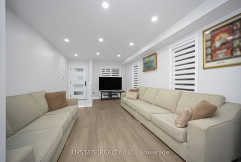 Photo 3 at 173 Monte Carlo Drive, Sonoma Heights, Vaughan