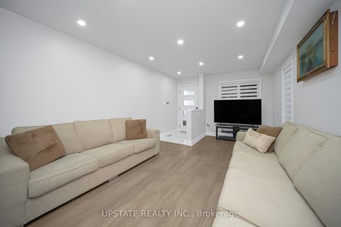 Photo 4 at 173 Monte Carlo Drive, Sonoma Heights, Vaughan