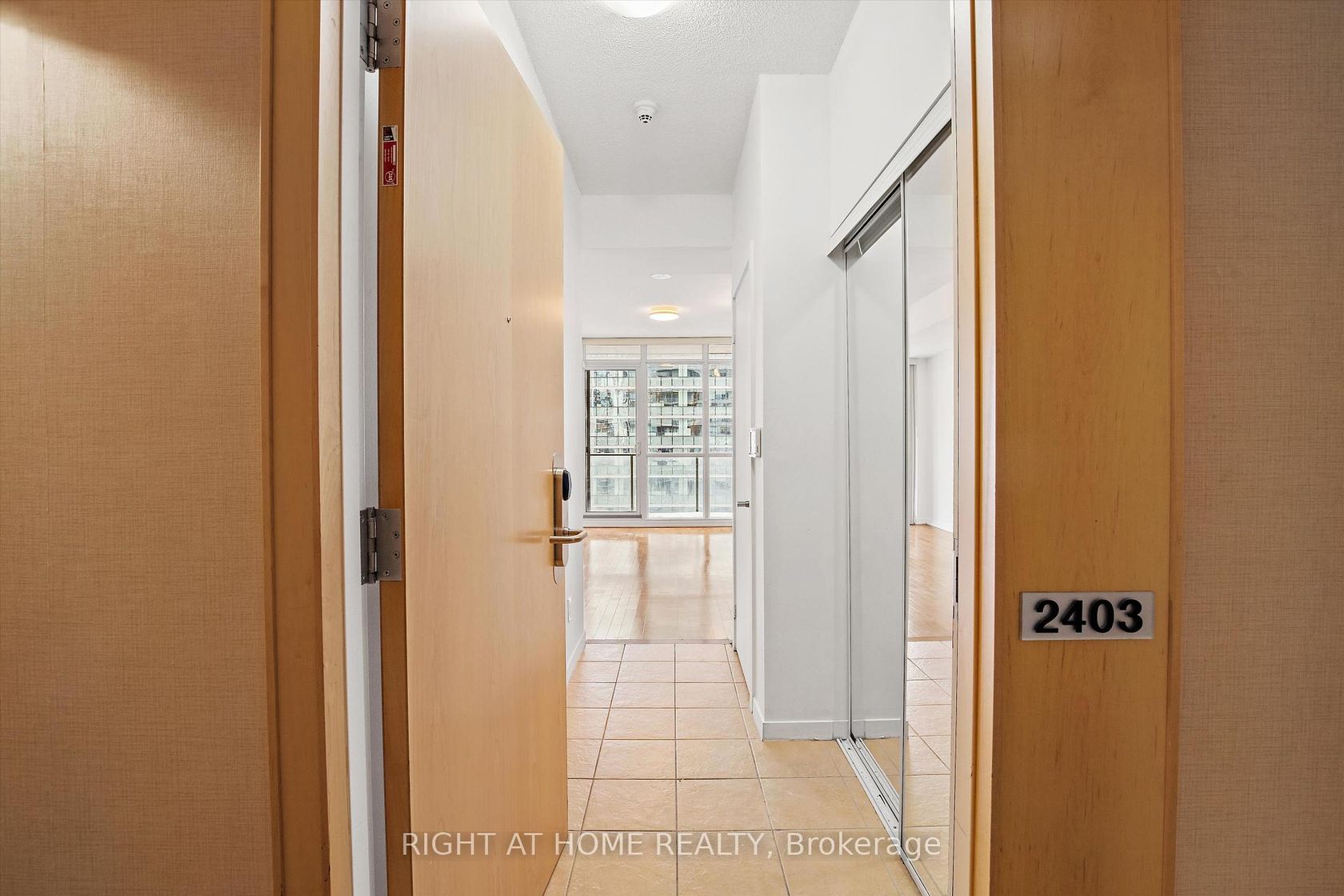 2403 - 65 Bremner Boulevard, Waterfront Communities C1, Toronto 