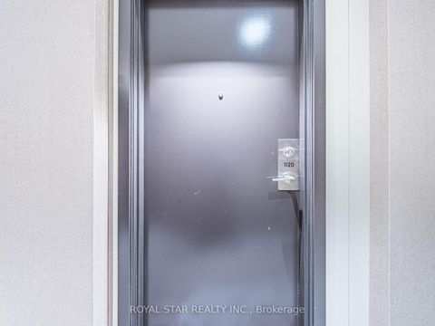 Photo 6 at 1120 - 38 Honeycrisp Crescent, Concord, Vaughan