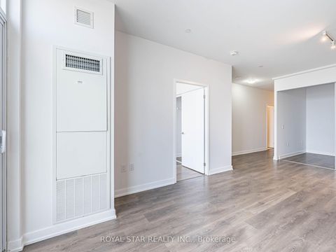 Photo 16 at 1120 - 38 Honeycrisp Crescent, Concord, Vaughan
