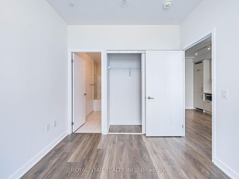Photo 26 at 1120 - 38 Honeycrisp Crescent, Concord, Vaughan