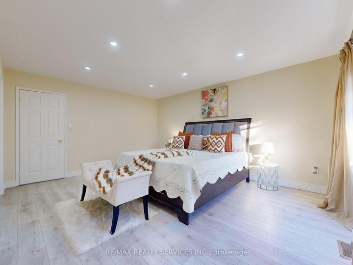 Photo 22 at 96 - 5230 Glen Erin Drive, Central Erin Mills, Mississauga