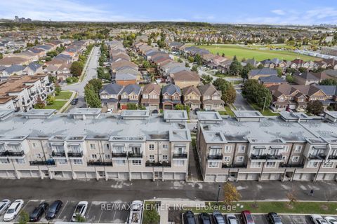 Photo 33 at 10 - 105 Kayla Crescent, Maple, Vaughan