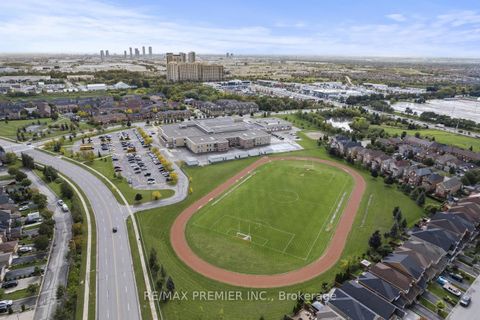 Photo 35 at 10 - 105 Kayla Crescent, Maple, Vaughan