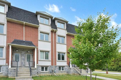 Photo 2 at 206B Finch Avenue W, Newtonbrook West, Toronto