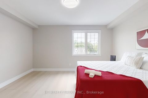 Photo 23 at 206B Finch Avenue W, Newtonbrook West, Toronto