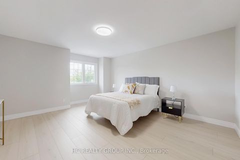 Photo 32 at 206B Finch Avenue W, Newtonbrook West, Toronto