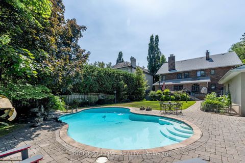 Photo 10 at 287 RUSSELL HILL Road, Casa Loma, Toronto