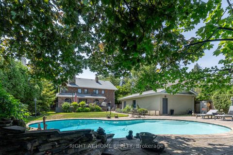 Photo 13 at 287 RUSSELL HILL Road, Casa Loma, Toronto