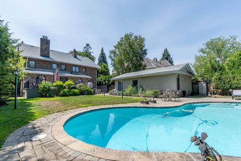 Photo 14 at 287 RUSSELL HILL Road, Casa Loma, Toronto Photo 14 at 287 RUSSELL HILL Road, Casa Loma, Toronto