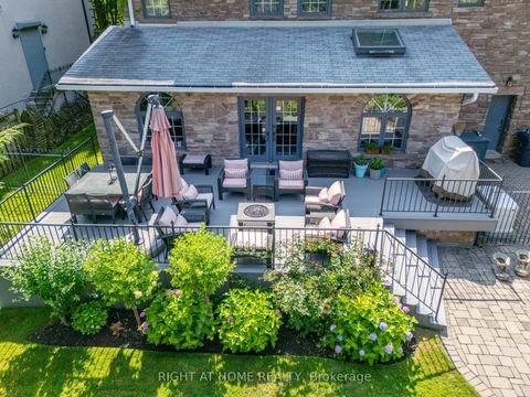 Photo 17 at 287 RUSSELL HILL Road, Casa Loma, Toronto