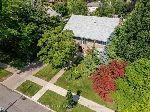 Photo 23 at 287 RUSSELL HILL Road, Casa Loma, Toronto