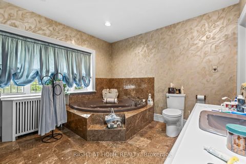 Photo 36 at 287 RUSSELL HILL Road, Casa Loma, Toronto