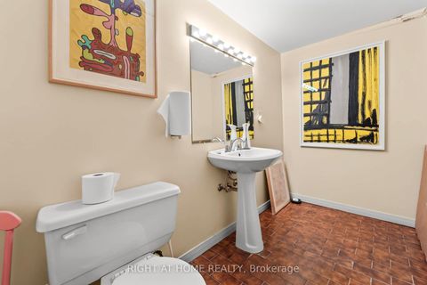 Photo 39 at 287 RUSSELL HILL Road, Casa Loma, Toronto