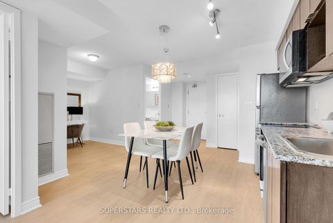 Photo 6 at 1008 - 15 Fort York Boulevard, Waterfront Communities C1, Toronto