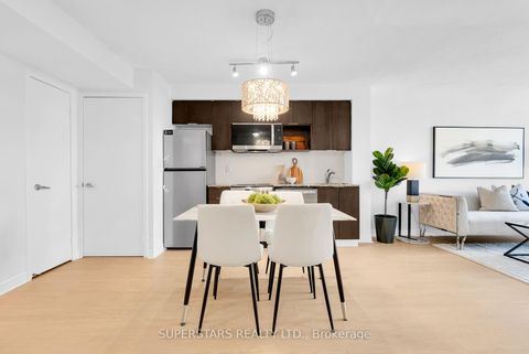 Photo 7 at 1008 - 15 Fort York Boulevard, Waterfront Communities C1, Toronto