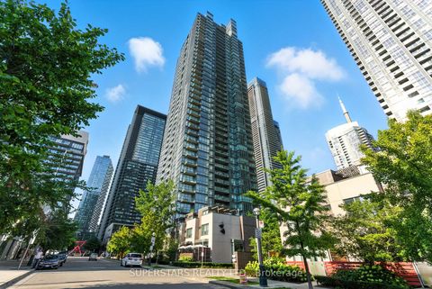 Photo 22 at 1008 - 15 Fort York Boulevard, Waterfront Communities C1, Toronto