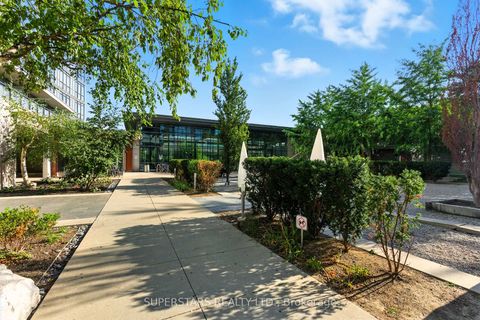 Photo 24 at 1008 - 15 Fort York Boulevard, Waterfront Communities C1, Toronto
