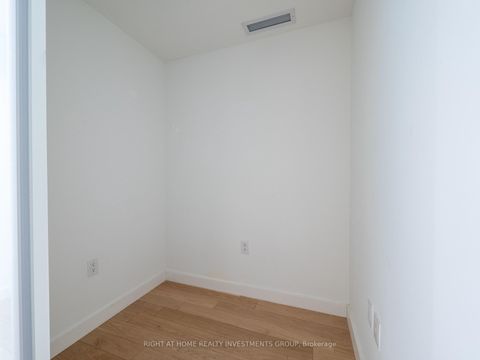 Photo 10 at 1010 - 2A Church Street, Waterfront Communities C8, Toronto