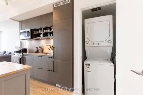 Photo 8 at 2606 - 135 East Liberty Street, Niagara, Toronto