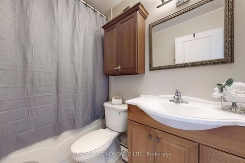 Photo 21 at 1012 - 2 GLAMORGAN Avenue, Dorset Park, Toronto