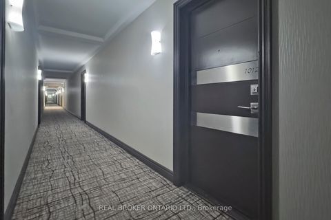 Photo 22 at 1012 - 2 GLAMORGAN Avenue, Dorset Park, Toronto
