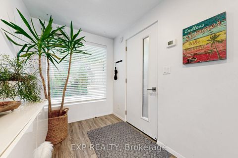 Photo 4 at 2 - 7 Brimley Road S, Cliffcrest, Toronto