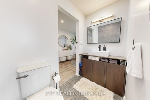 Photo 7 at 2 - 7 Brimley Road S, Cliffcrest, Toronto