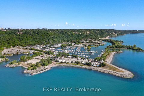 Photo 34 at 2 - 7 Brimley Road S, Cliffcrest, Toronto