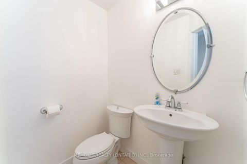 Photo 4 at 6 Thames Court, Doncrest, Richmond Hill