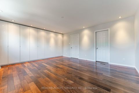 Photo 17 at 6 Thames Court, Doncrest, Richmond Hill