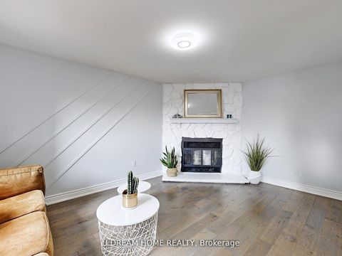 Photo 4 at 84 Autumn Way, Aurora Heights, Aurora