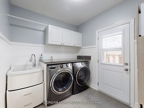 Photo 13 at 84 Autumn Way, Aurora Heights, Aurora