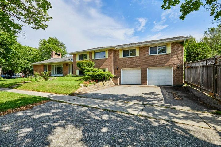 Photo 2 at 1 Goodland Gate, Malvern West, Toronto