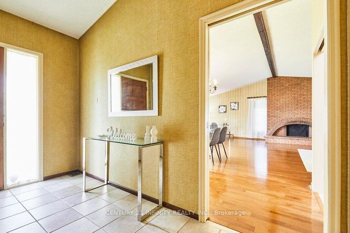Photo 4 at 1 Goodland Gate, Malvern West, Toronto
