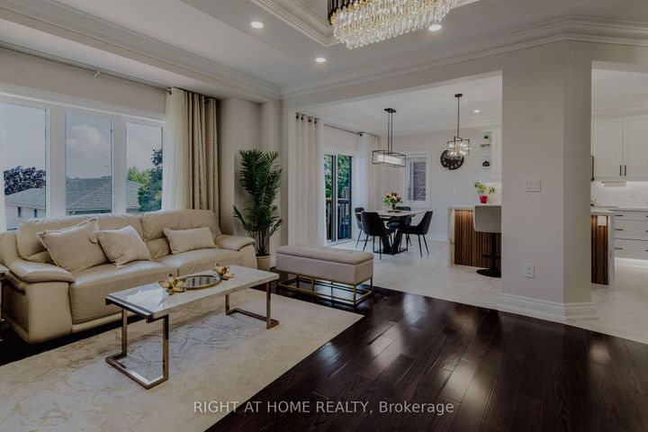 Photo 15 at 12 Bankfield Crescent, Stoney Creek Mountain, Hamilton