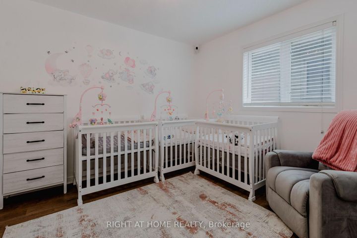 Photo 26 at 12 Bankfield Crescent, Stoney Creek Mountain, Hamilton