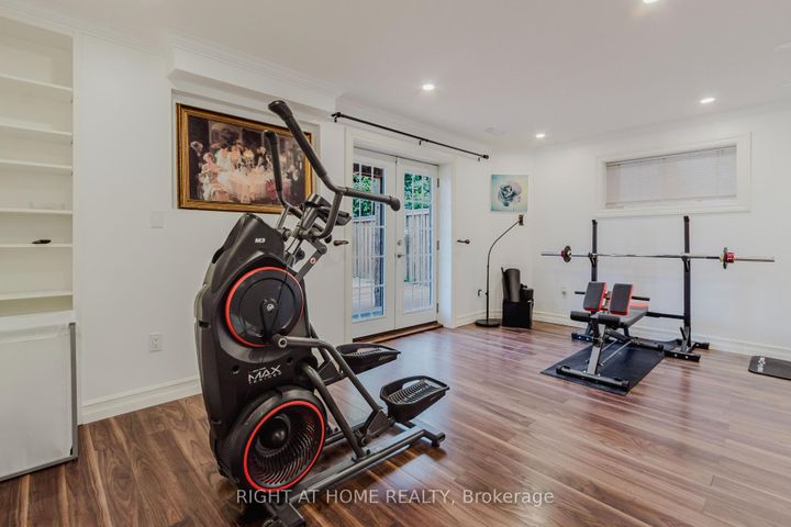 Photo 35 at 12 Bankfield Crescent, Stoney Creek Mountain, Hamilton