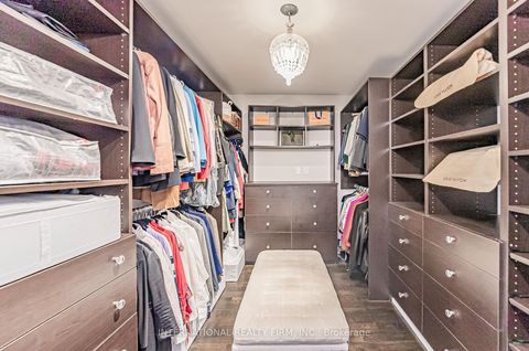 Photo 11 at 6 Penwood Crescent, Don Mills, Toronto