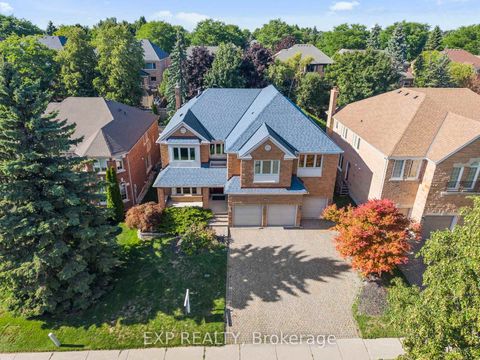 Photo 2 at 959 Lockwood Circle, Wyndham, Newmarket