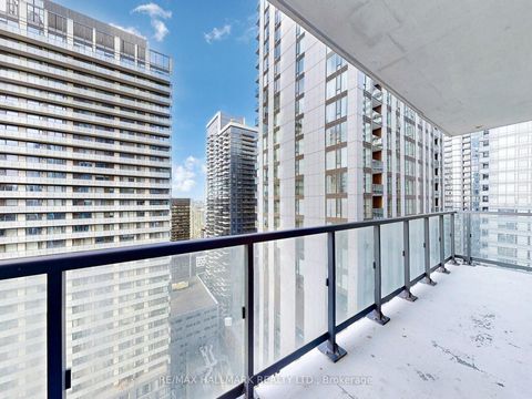 Photo 11 at 3010 - 87 Peter Street, Waterfront Communities C1, Toronto