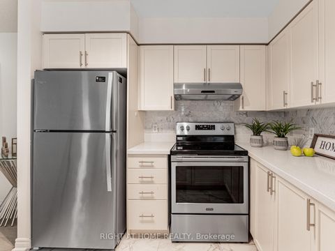 Photo 4 at 510 - 23 Hollywood Avenue, Willowdale East, Toronto
