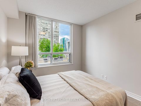Photo 14 at 510 - 23 Hollywood Avenue, Willowdale East, Toronto