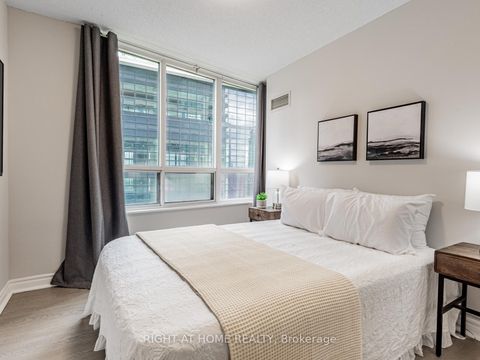 Photo 16 at 510 - 23 Hollywood Avenue, Willowdale East, Toronto