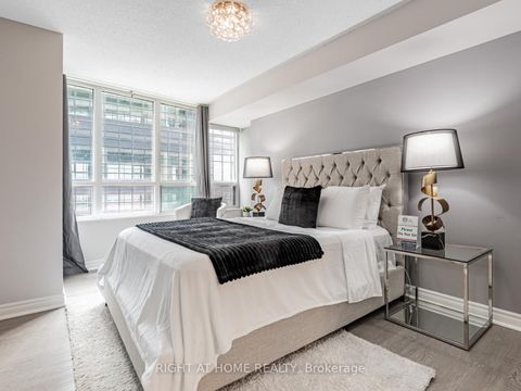 Photo 17 at 510 - 23 Hollywood Avenue, Willowdale East, Toronto