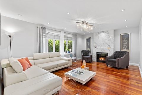 Photo 11 at 1 Donmac Drive, Don Mills, Toronto