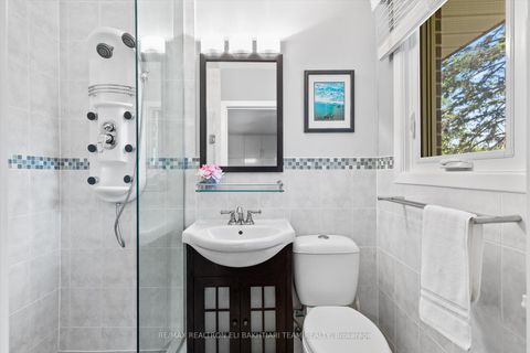 Photo 17 at 1 Donmac Drive, Don Mills, Toronto