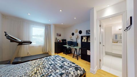 Photo 17 at 19 Lillooet Crescent S, North Richvale, Richmond Hill