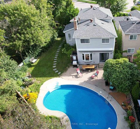 Photo 21 at 19 Lillooet Crescent S, North Richvale, Richmond Hill